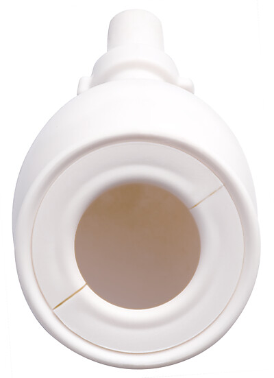 İçinde farklı çaplarda split adaptörünün yerleştirildiği PeniMaster PRO'nun arkadan görünüşü